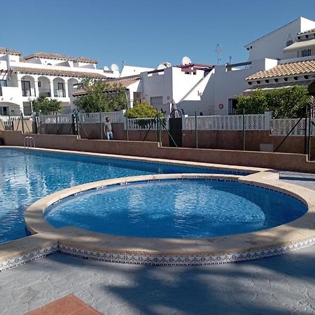Spectacular Apartment In Punta Prima Аликанте Екстериор снимка