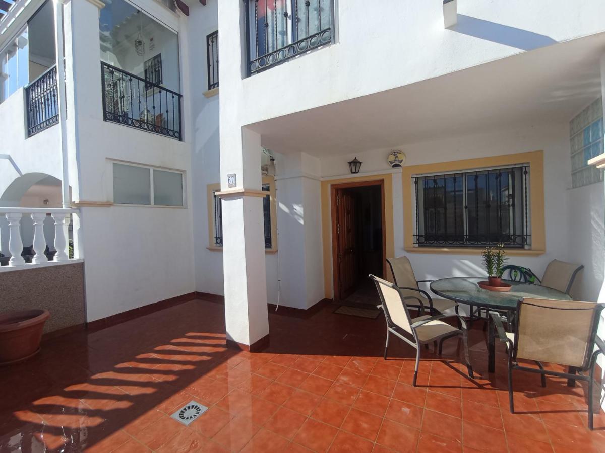Spectacular Apartment In Punta Prima Аликанте Екстериор снимка